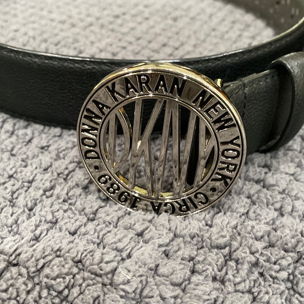 DKNY Dona Karan black leather belt